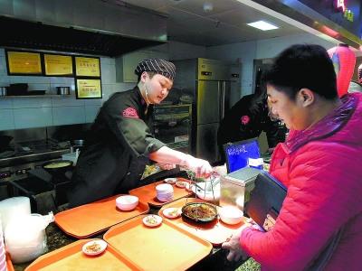 黄焖鸡获评最受欢迎国民料理 毛利可高达65%