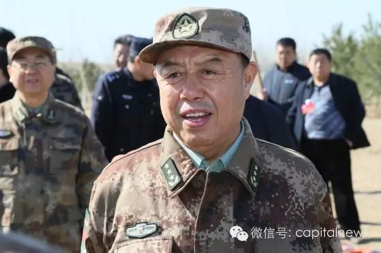 中央军委副主席范长龙